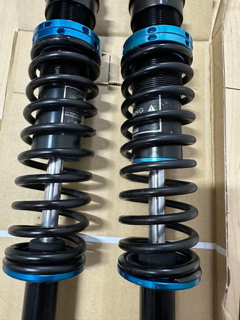 美品！ シグナスX　SR　１型　２型　3型　KN企画　リアサスペンション