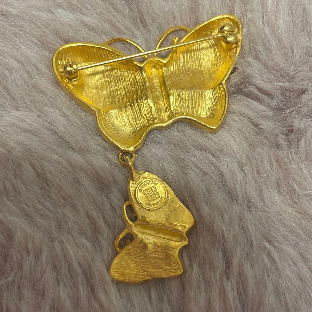 ジバンシー　ゴールド 蝶 ブローチ クリスタル付き　ストーン