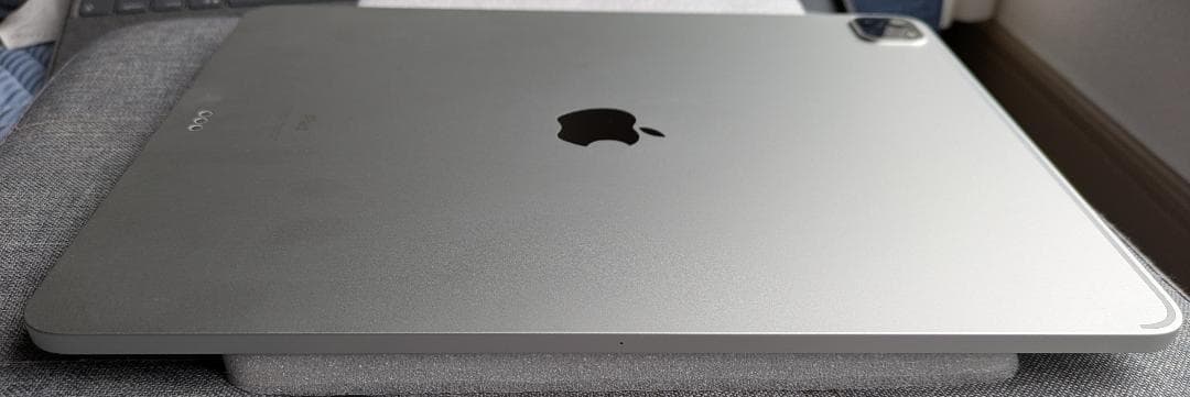 ペン＋キーボード 12.9インチiPad Pro Wi-Fi 128GB第5世代