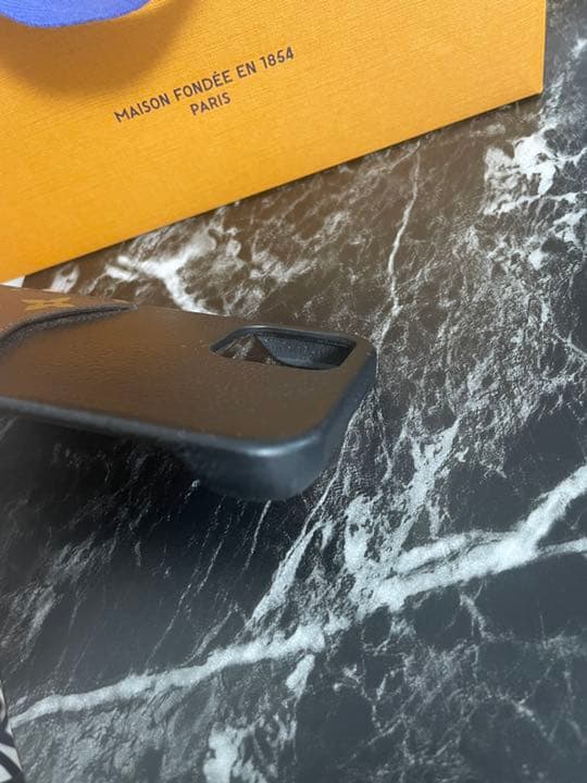 ルイヴィトン iPhoneバンパー12proケース.モノグラムLV