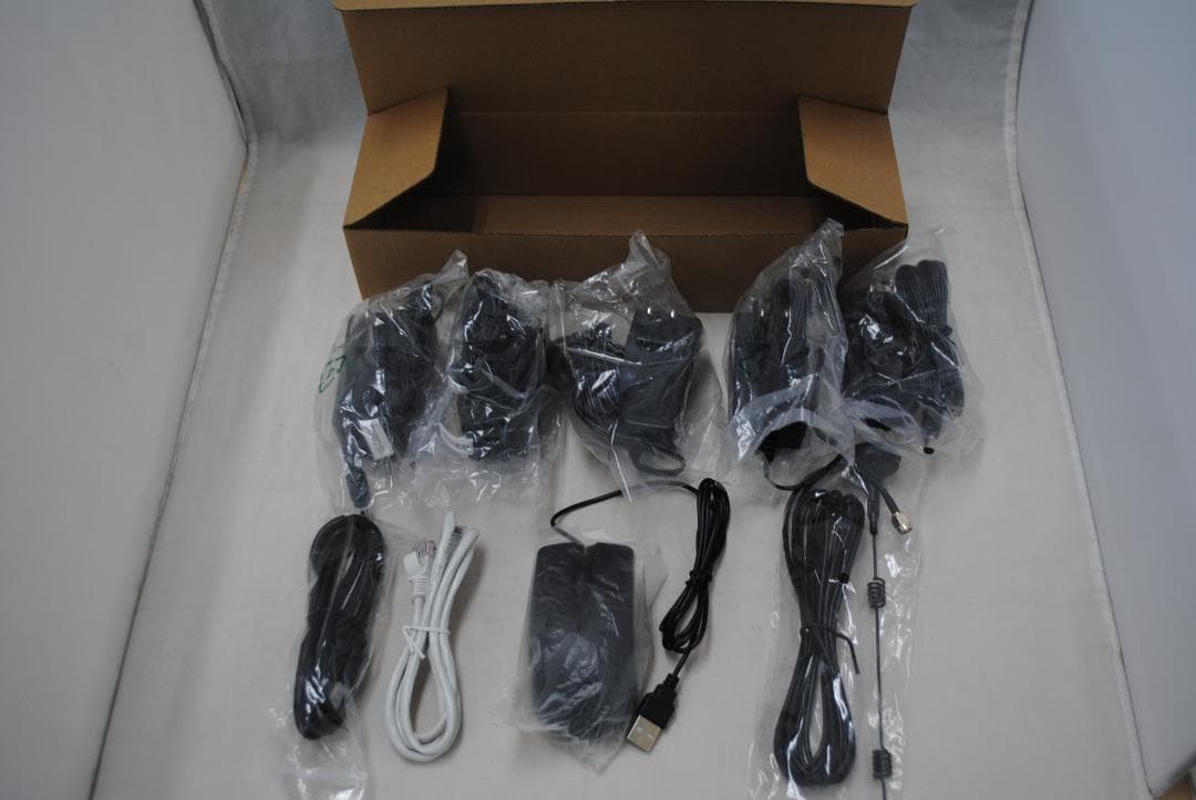 [1096] Hiseeu Wireless NVR Kit 防犯カメラセット