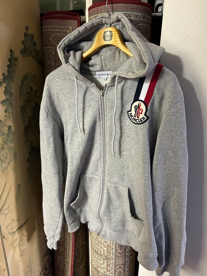 MONCLER グレー パーカー XL