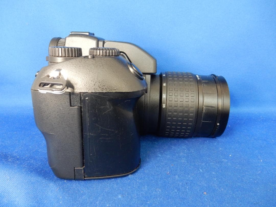 #2212 CAMEDIA E-20 ① OLYMPUS ベタ、落としました