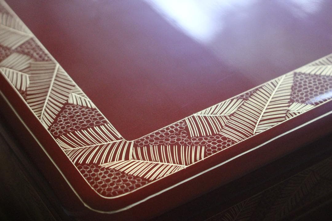 デッドストック！上質朱漆に優美な羊歯沈金の映える二段重（検重箱お重