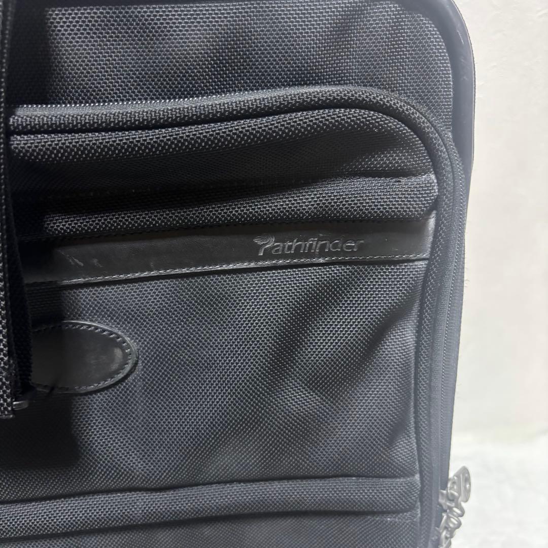 【極希少】Pathfinder キャリーケース トランクケース トラベルバッグ