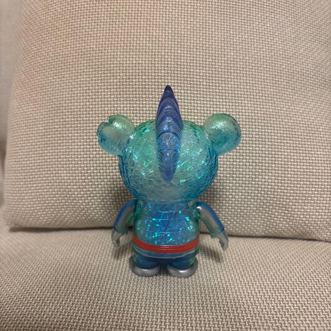 RED SHARK × ART JUNKIEちび柔術片目クマ　ソフビ