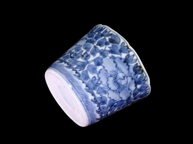 古伊万里　染付　牡丹に牡丹葉繋ぎ紋の図　蕎麦猪口　 C503AS-CSw