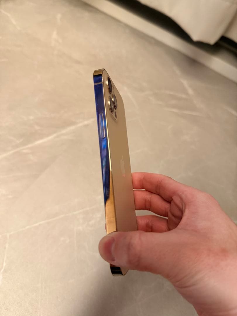 Apple iPhone 12 Pro ゴールド 本体　256GB