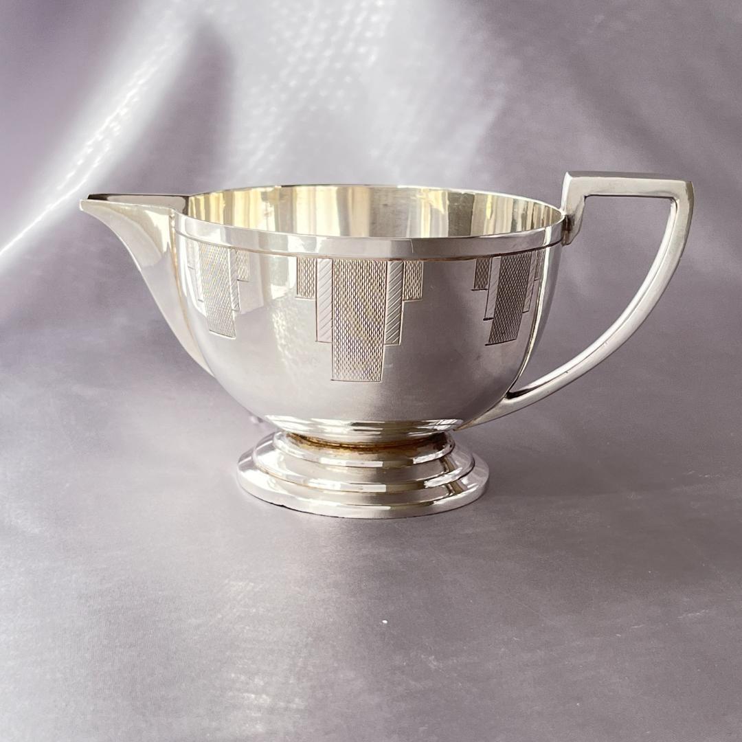 【Walker & Hall】 アールデコのティーサービス 4点