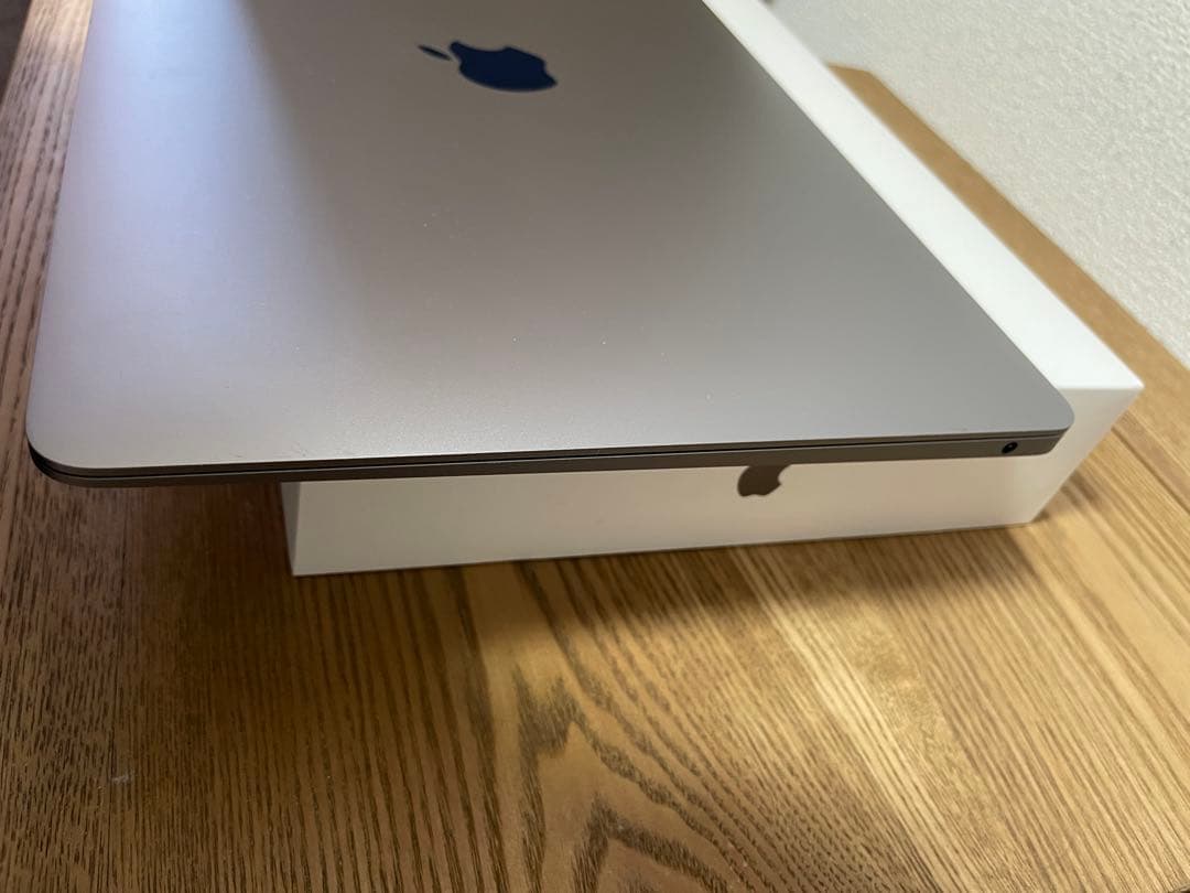 MacBook Air スペースグレー 本体 16GB/512GB箱、充電器付き