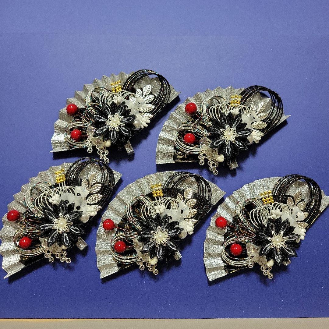 にこ《水引素材》友禅和紙使用扇子