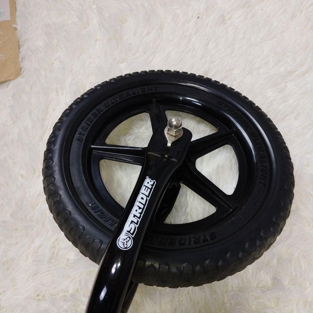 美品 STRIDER ストライダー スポーツモデル 12インチ ブラック 黒