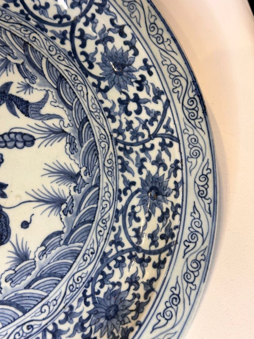 大明宣徳年製 底款 大皿 染付 花卉文 魚文 古董品 古い陶磁 皿