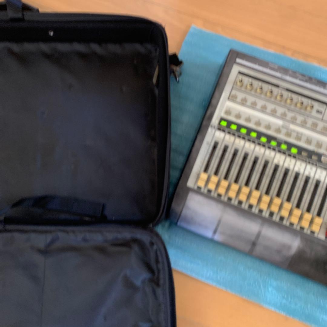 Roland VS-1824 マルチトラックレコーダー