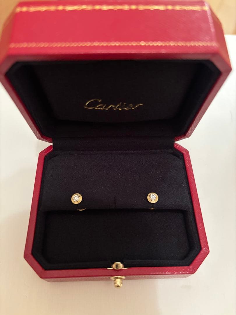 Cartier ゴールド ダイヤモンド ピアス