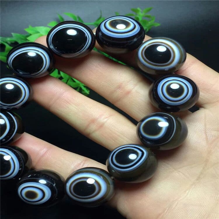 宝飾薬師瑪瑙天眼ブレスレット白と黒の糸を巻いた薬師瑪瑙天眼仏珠ブレスレット