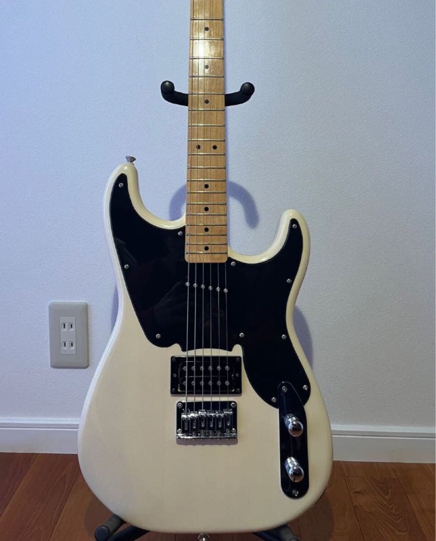 本日20:00出品取り消し　Squier 51 Vintage Blonde