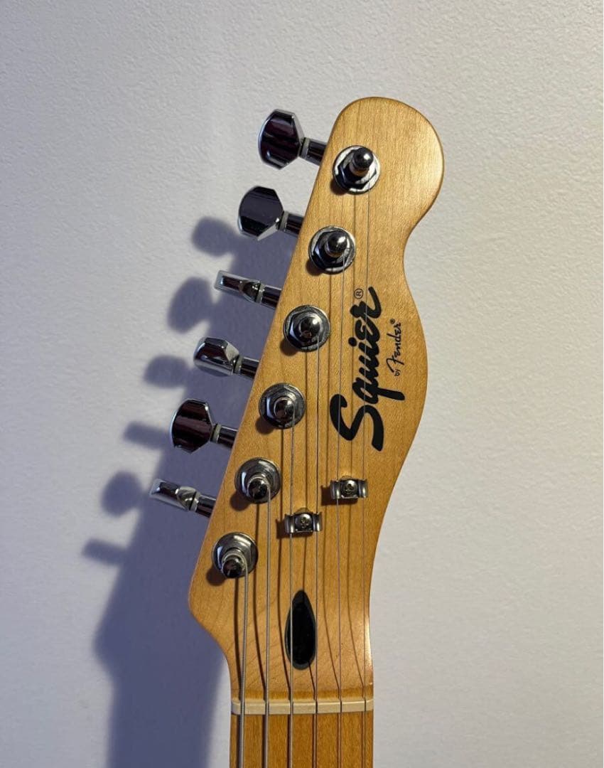 本日20:00出品取り消し　Squier 51 Vintage Blonde