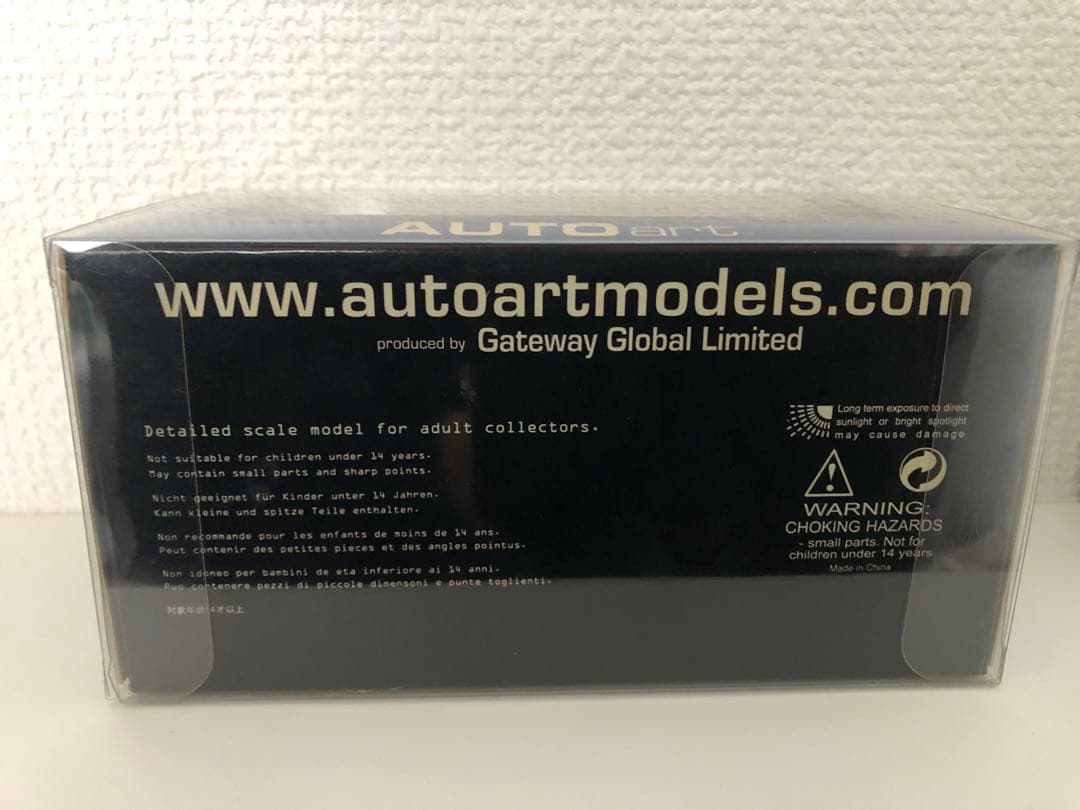 AUTOart 1/43 スバル レガシィ B4 ホワイト