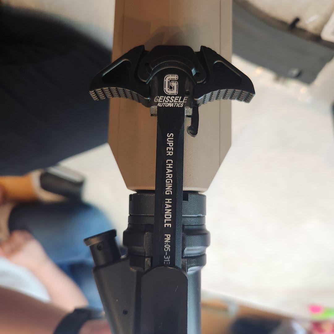 東京マルイ　URG-I11.5インチ