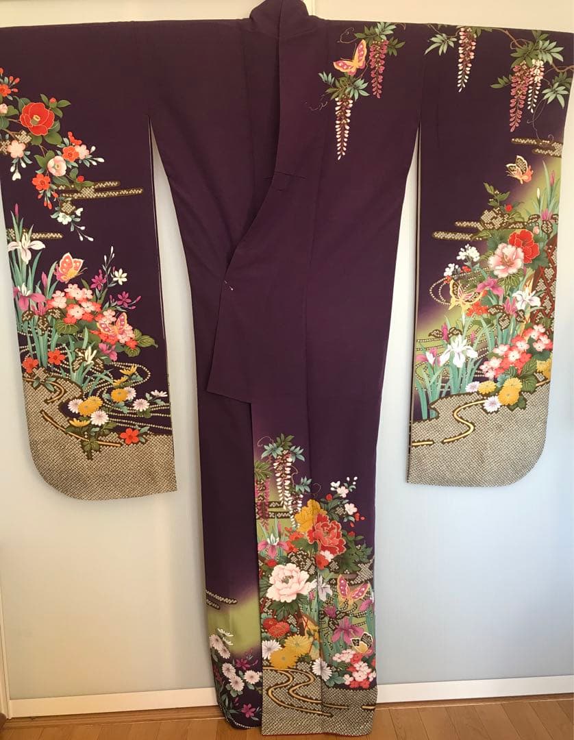 振袖　超美品　正絹　金糸刺繍　濃紫
