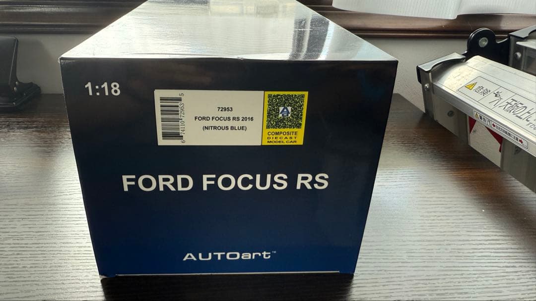ミニカー Ford Focus RS 1:18 AUTOart Nitrous Blue