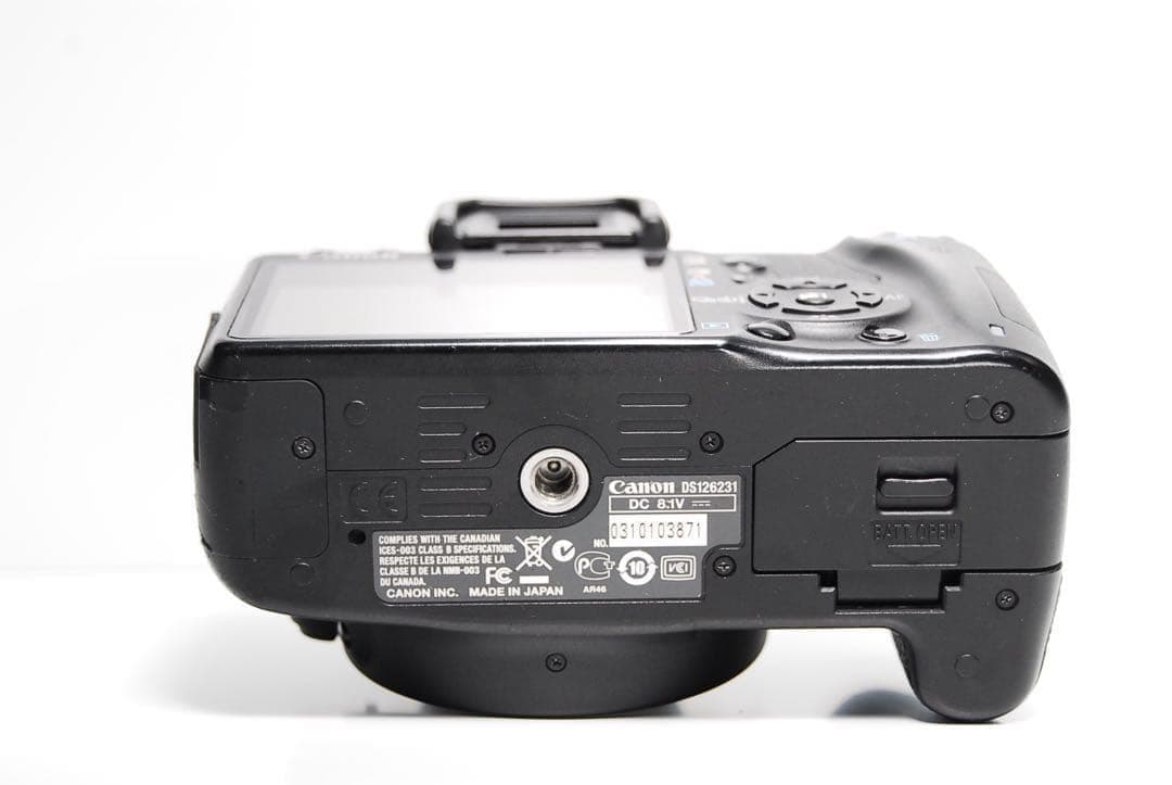 ⭐️入門機におすすめ⭐️Canon Kiss X3 一眼レフカメラ おまけ豊富！