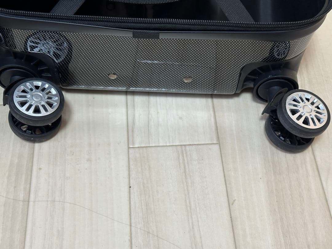 BMW ベアデザイン・ブラックキャリーケース（機内持ち込みサイズ）