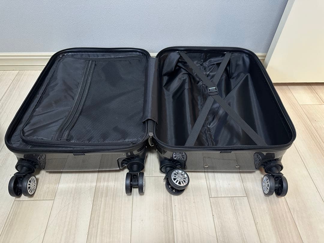 BMW ベアデザイン・ブラックキャリーケース（機内持ち込みサイズ）