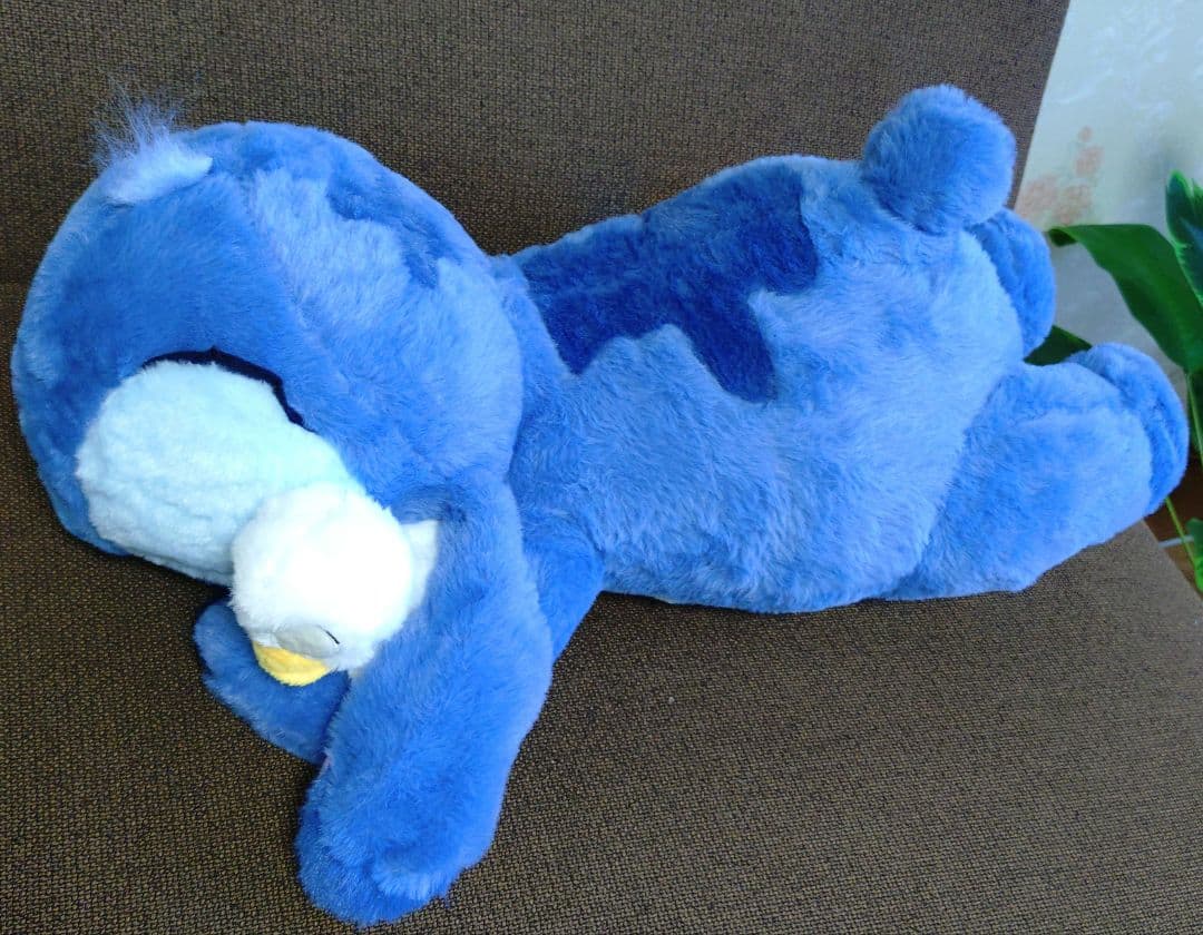 ディズニーストア限定　スティッチ　スーパービッグ　ぬいぐるみ　大きい　特大