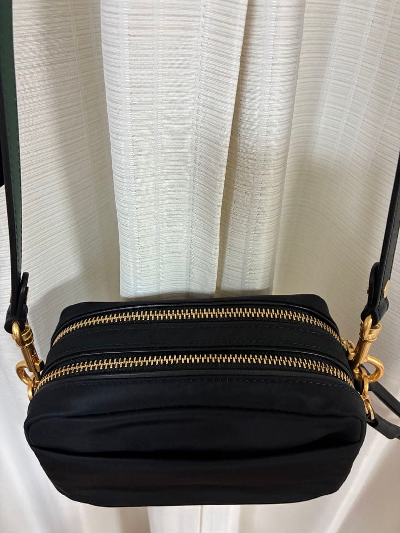 TORY BURCH ブラックショルダーバッグ　未使用