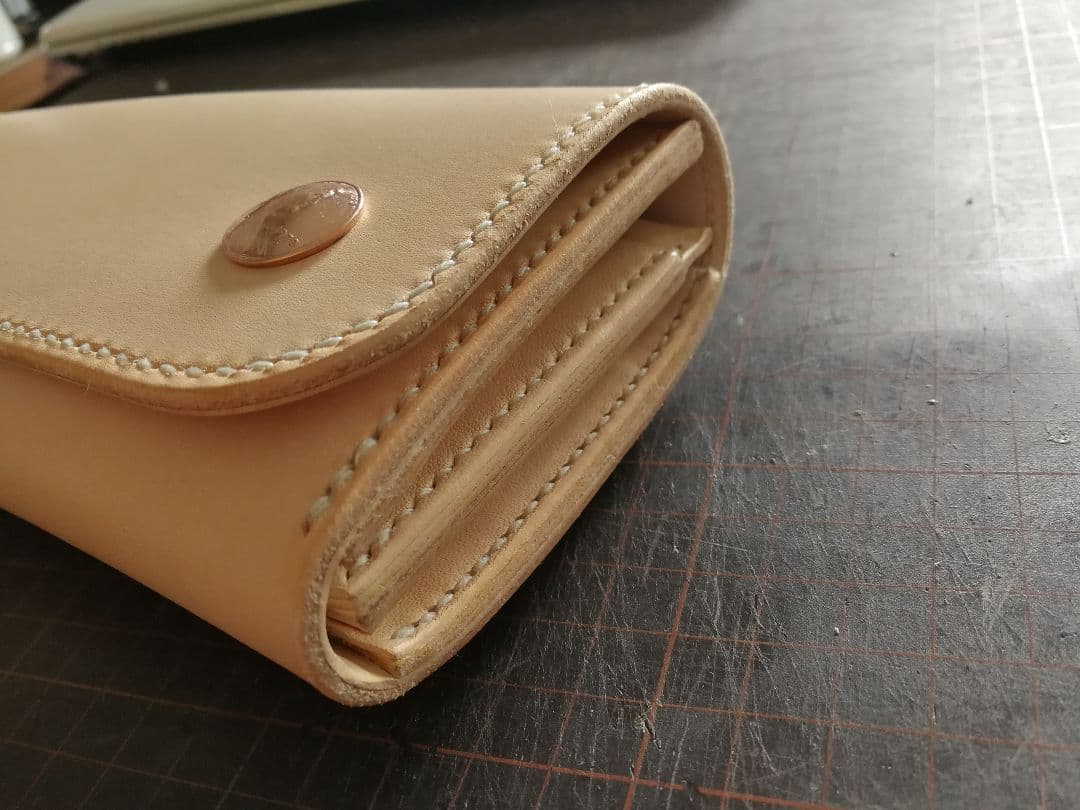 ロングウォレット　革製