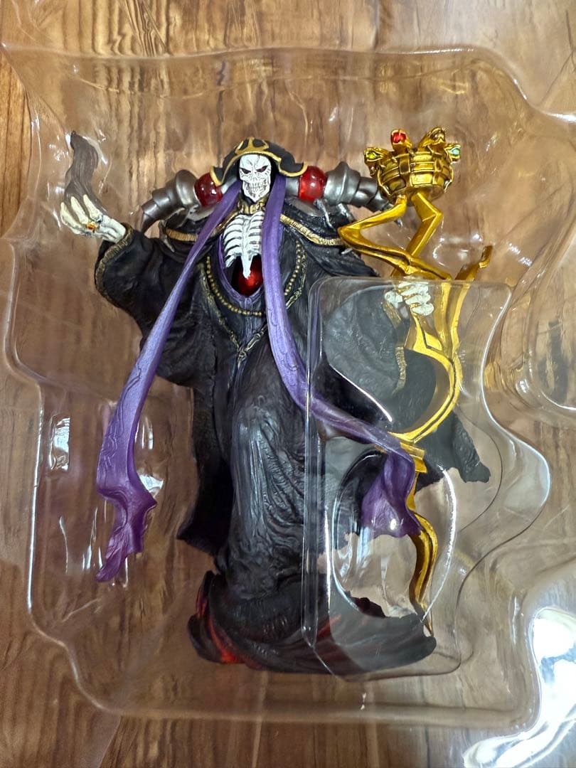 OVERLORD 14 アインズ・ウール・ゴウン フィギュア　特装版