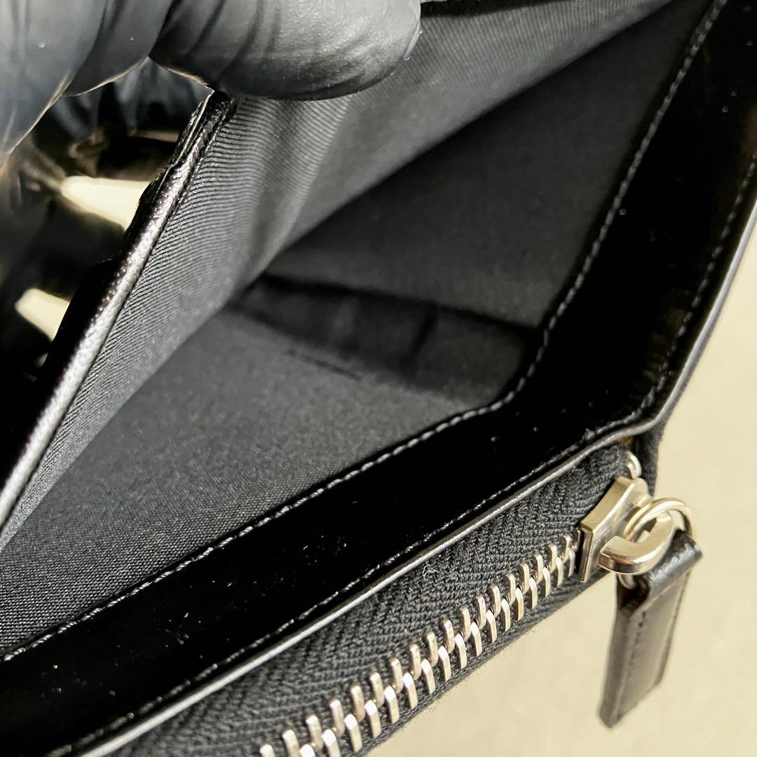 Fendi Compact Multi Wallet Blackフェンディ 財布