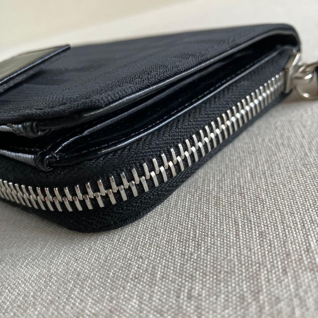 Fendi Compact Multi Wallet Blackフェンディ 財布