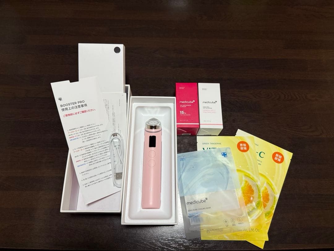 メディキューブ　AGE-R ブースタープロ 美顔器