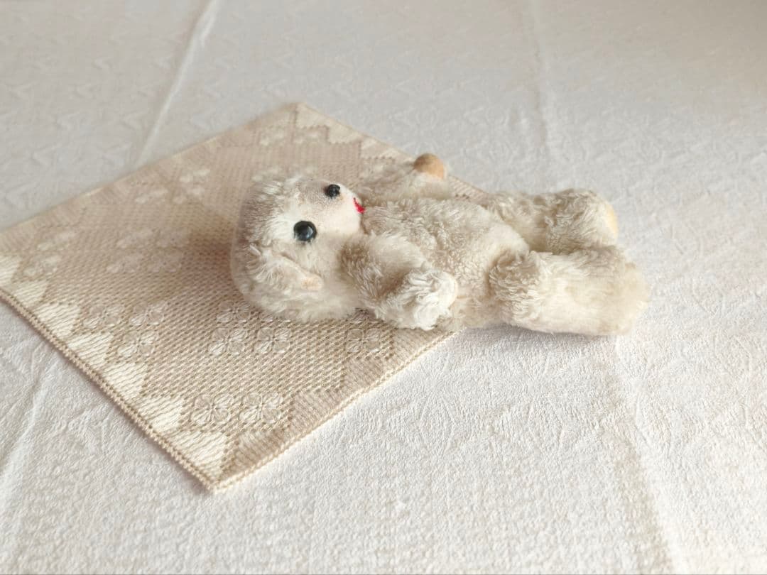 【komakiさま】vintage bear ❀ ベロのでた愛くるしいクマちゃん