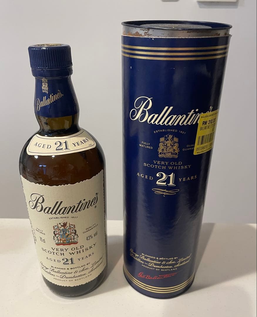 Ballantine's 21年 スコッチウイスキー 700ml缶入り