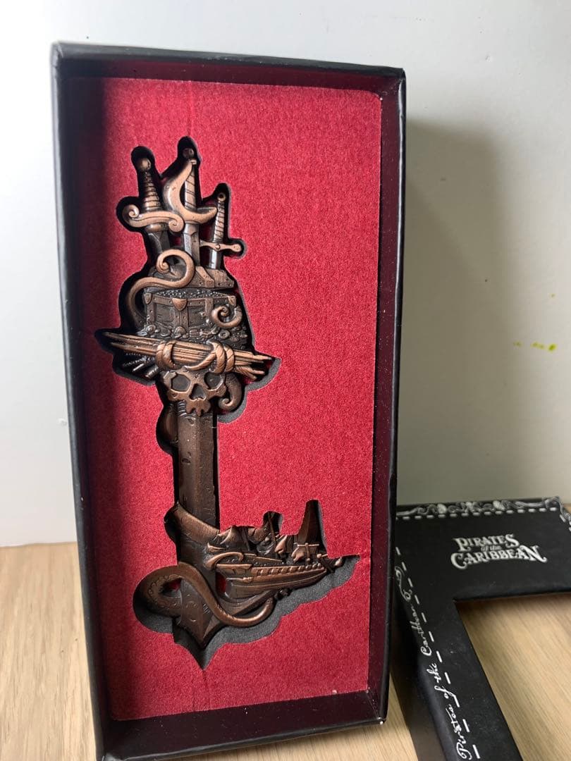 ディズニーランドパリ コレクタブルキー　カリブの海賊　海外　限定　レア