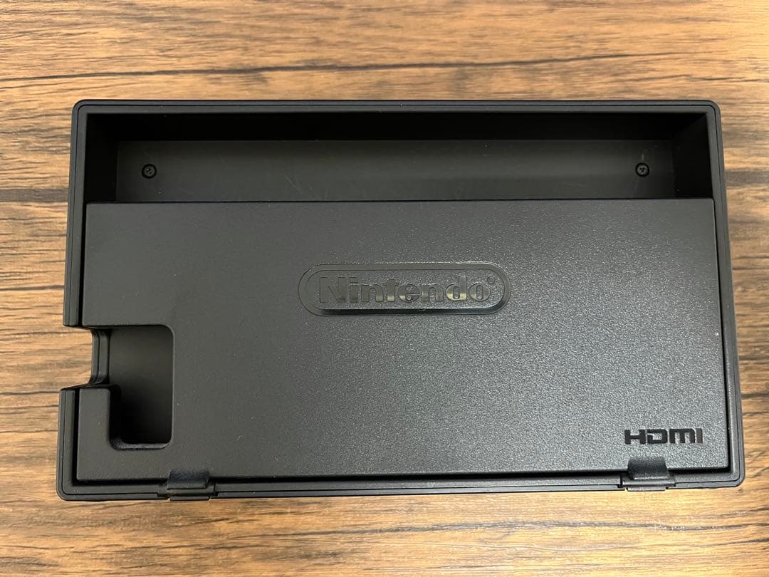 【コントローラー若干難あり】Nintendo Switch 本体【おまけ付き】