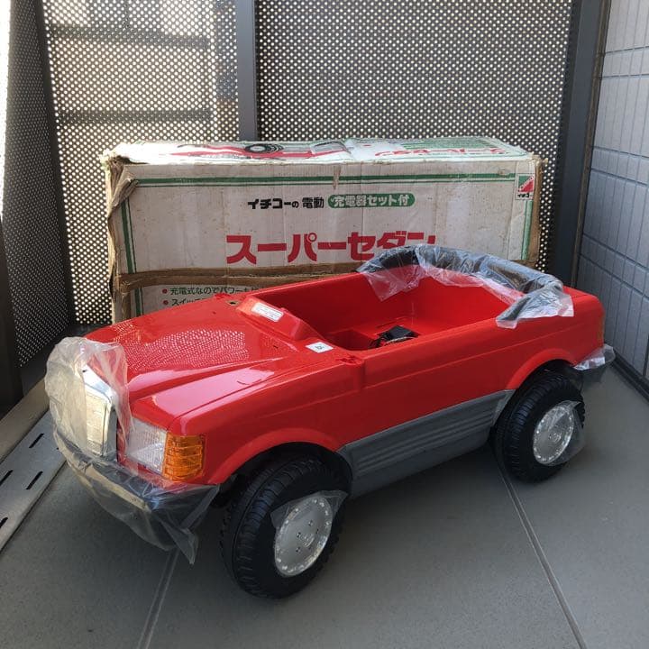 イチコー 電動車　スーパーセダン　未使用