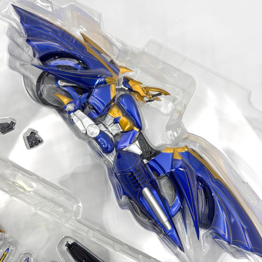 ✨未使用✨ S.H.Figuarts 仮面ライダーナイトサバイブ&ダークレイダー