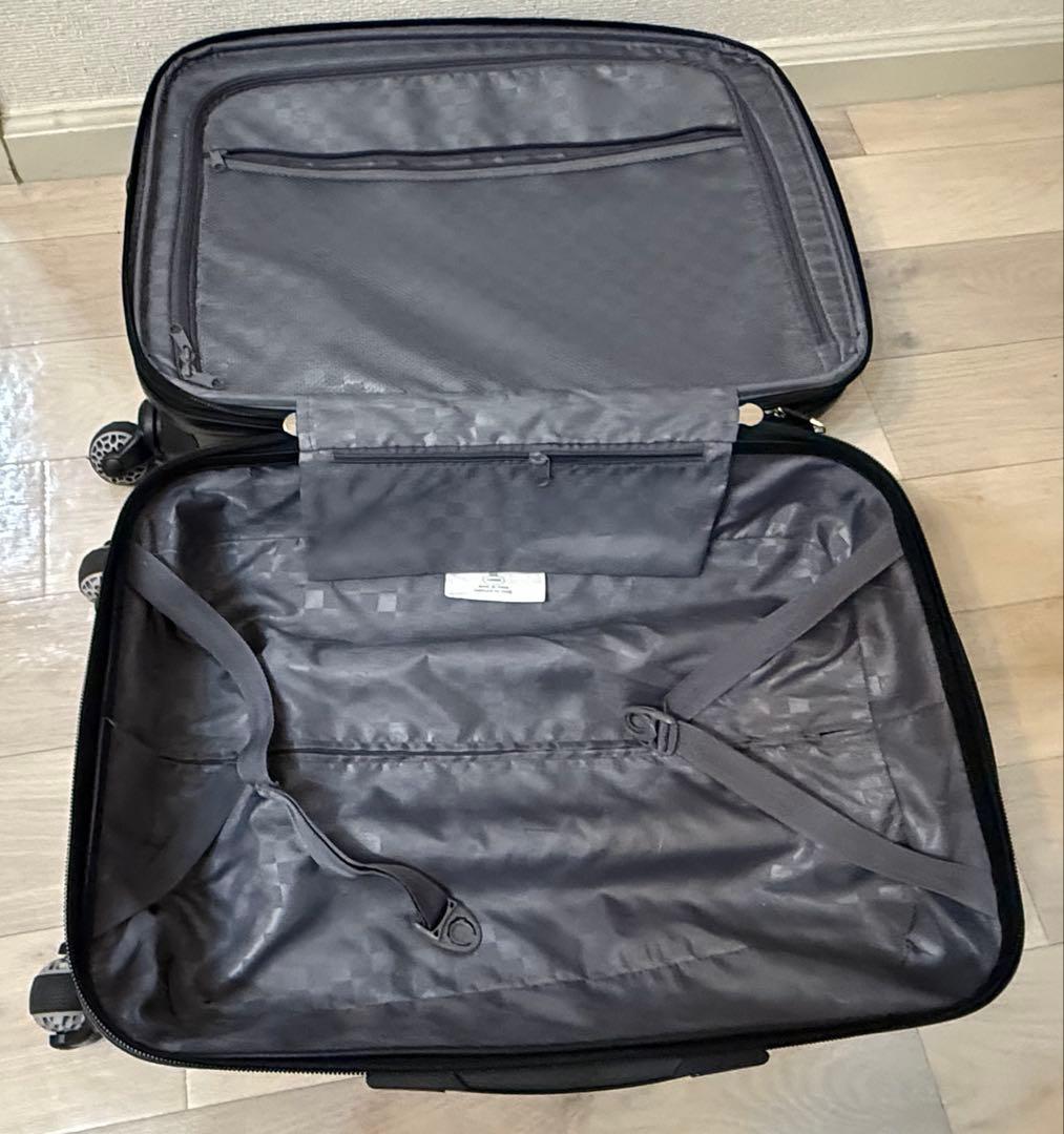T*n様 Samsonite グレー キャリーケース 4輪