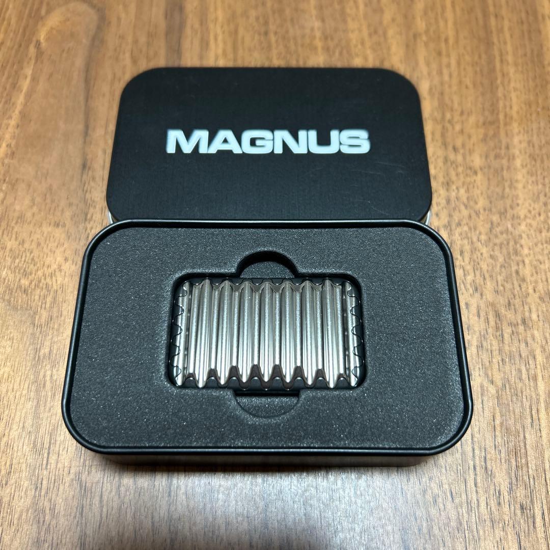 MAGNUS Crinkle Zirc/Ti/Zirc フィジェットトイ