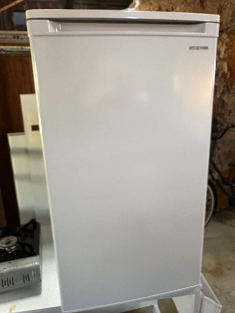 ま*め様 アイリスオーヤマ(IRIS OHYAMA) 冷凍庫 60L IUSD-