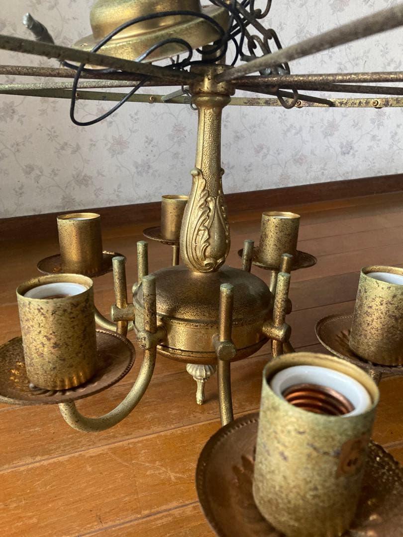 希少！超レトロ美品　アンテーク　燭台型 8連 板ガラス18枚囲いシャンデリア