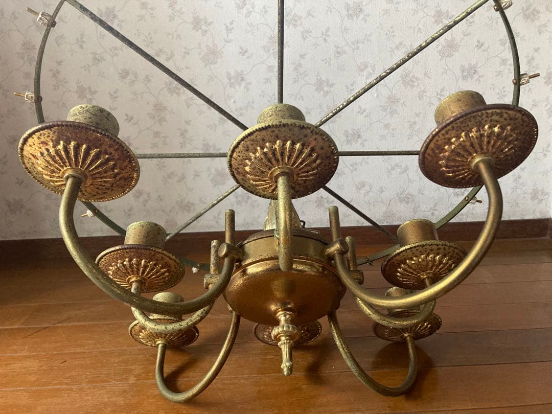 希少！超レトロ美品　アンテーク　燭台型 8連 板ガラス18枚囲いシャンデリア