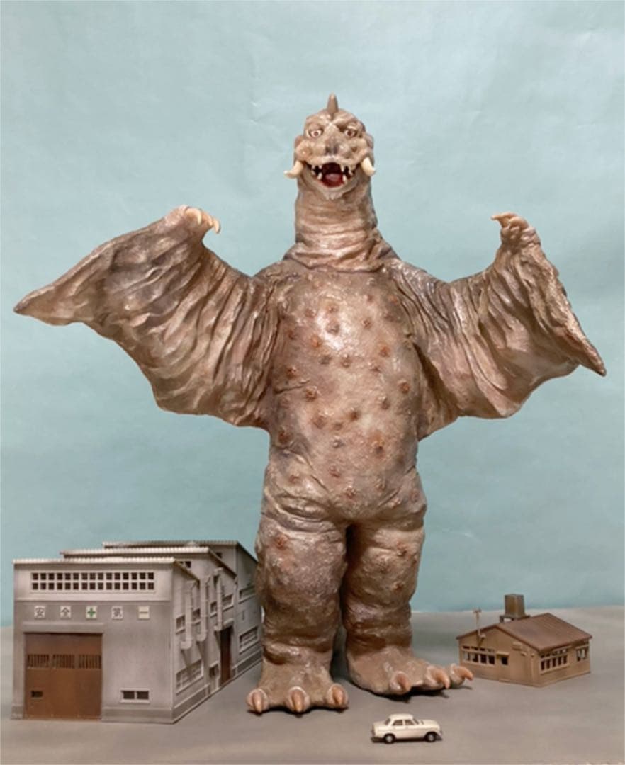 ビリケン商會　ペギラ29cm [カスタム・完成品]超レア + 建物+ミニカー