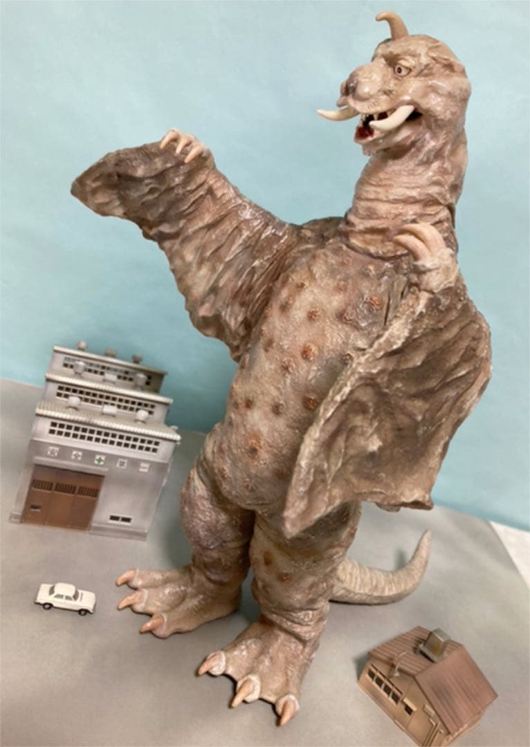 ビリケン商會　ペギラ29cm [カスタム・完成品]超レア + 建物+ミニカー