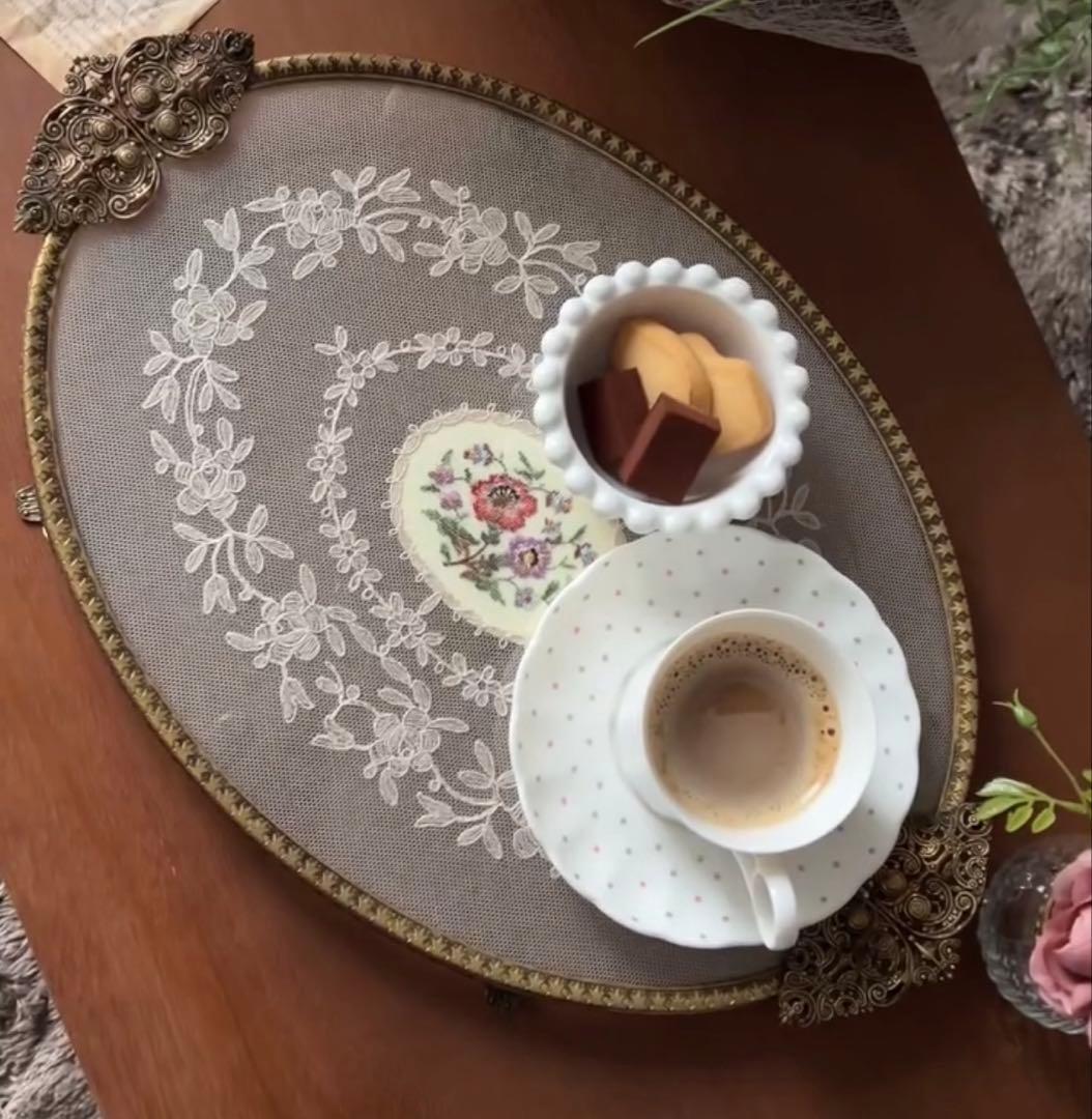 【匿名配送】ドレッシングトレイ　イギリス　アンティーク　雑貨　プチポワン